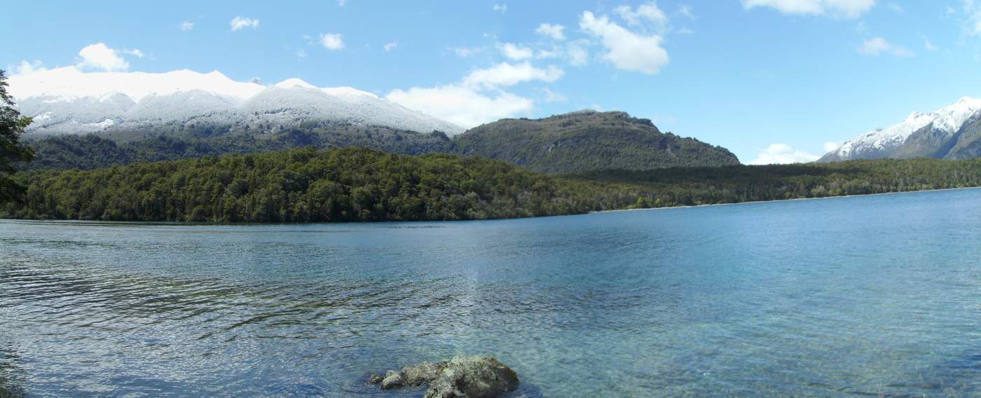 The shoreline of Lago Menéndez in Los Alerces National Park